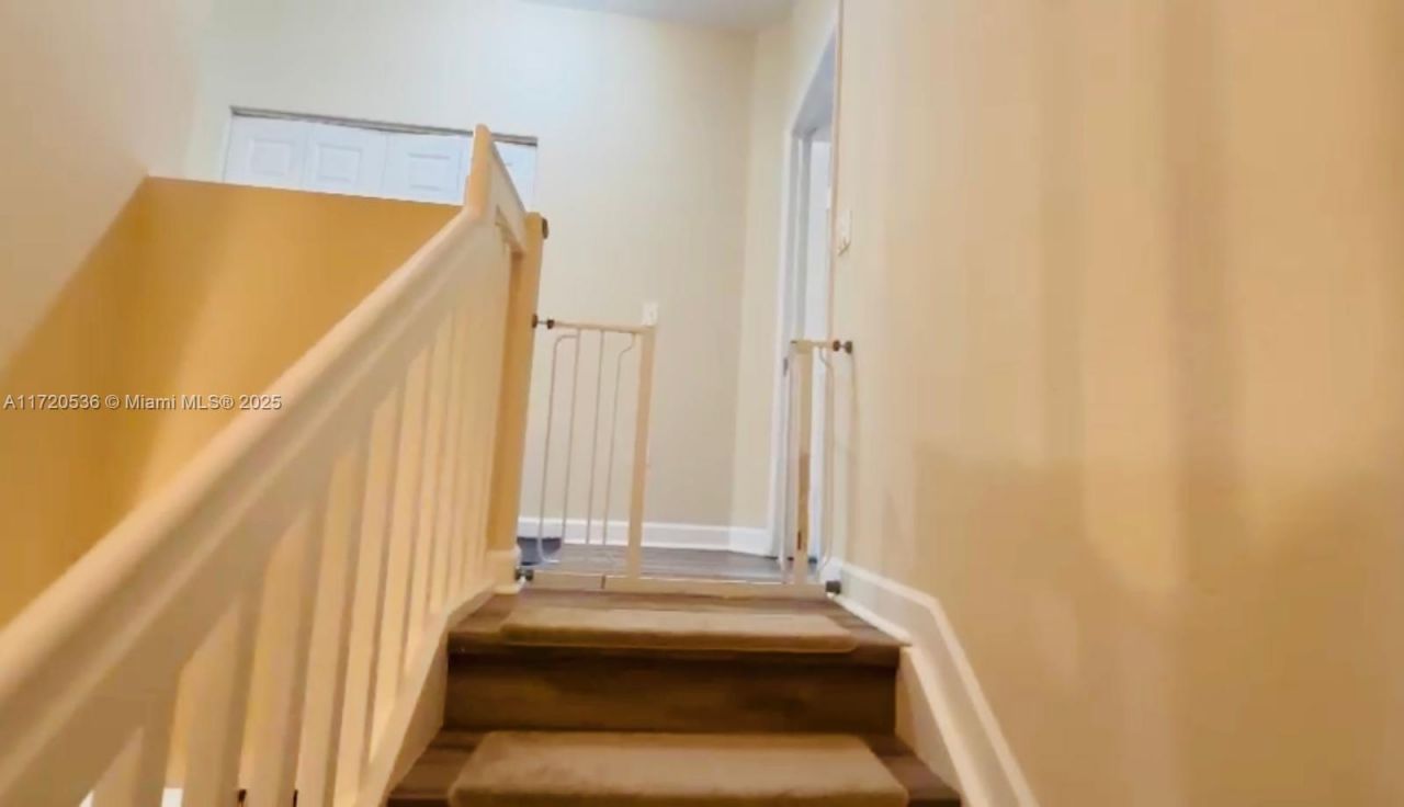 1007 NE 208th St, Unit 1007, Miami, FL 33179 Photo