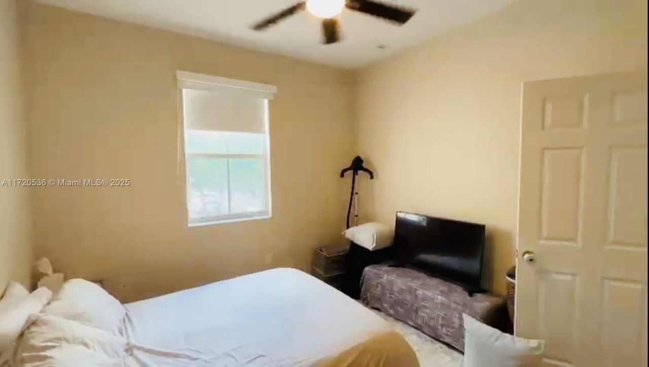 1007 NE 208th St, Unit 1007, Miami, FL 33179 Photo