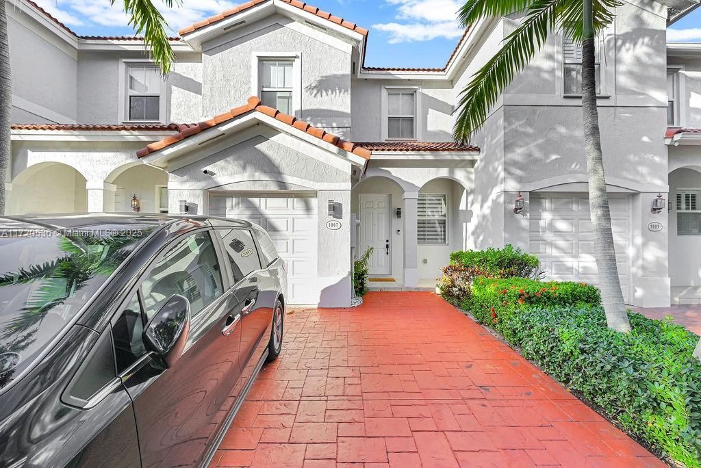 1007 NE 208th St, Unit 1007, Miami, FL 33179 Photo