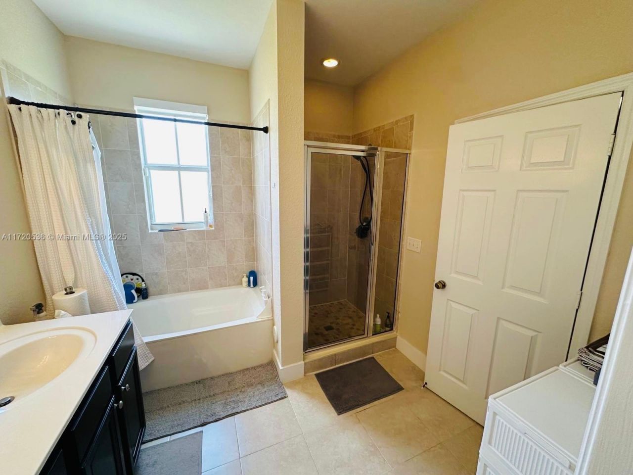 1007 NE 208th St, Unit 1007, Miami, FL 33179 Photo