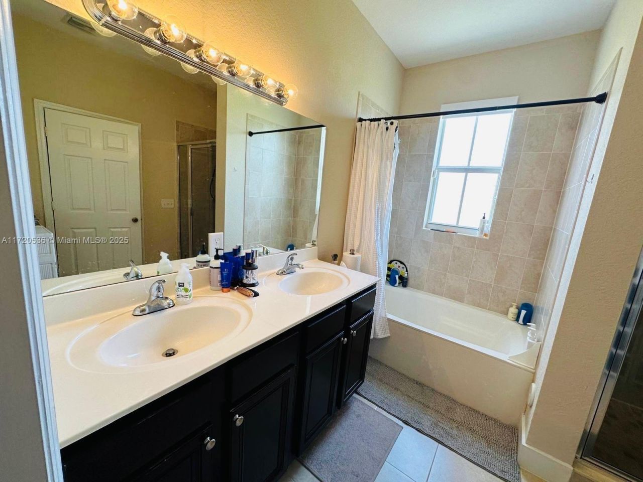 1007 NE 208th St, Unit 1007, Miami, FL 33179 Photo