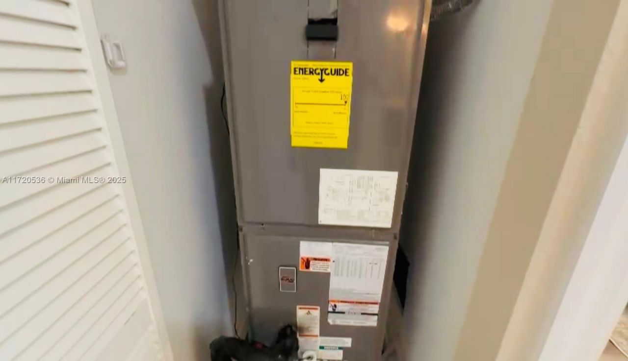 1007 NE 208th St, Unit 1007, Miami, FL 33179 Photo