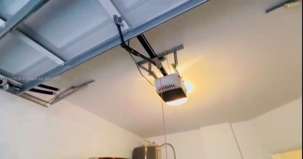 1007 NE 208th St, Unit 1007, Miami, FL 33179 Photo