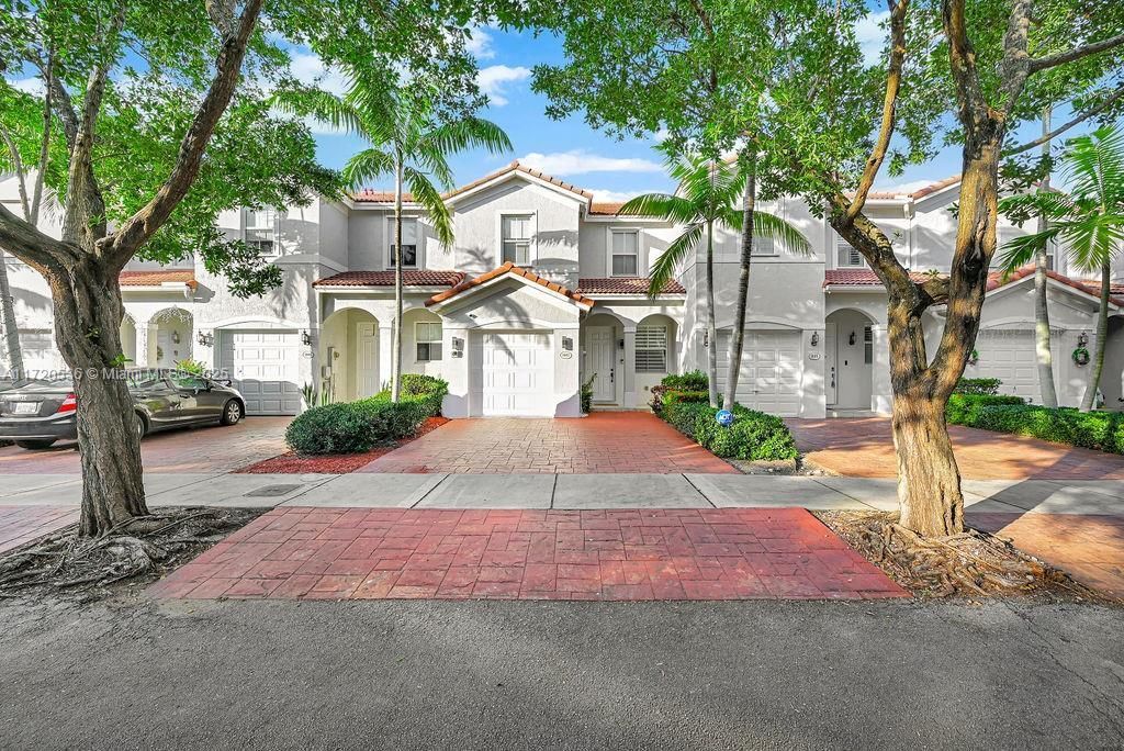 1007 NE 208th St, Unit 1007, Miami, FL 33179 Photo