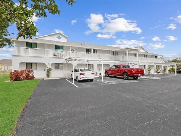 1203 SW 48th TER, Unit 201, CAPE CORAL, FL 33914