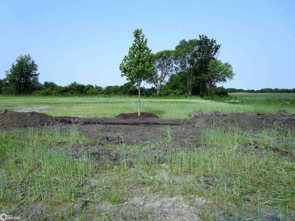 1021 Palisades Court, Iowa Falls, IA 50126