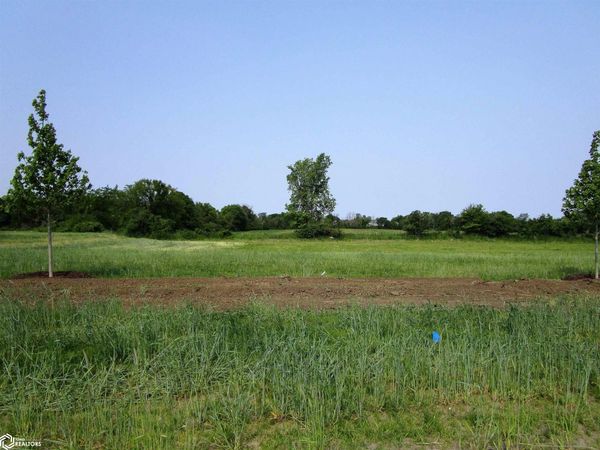 1015 Palisades Court, Iowa Falls, IA 50126