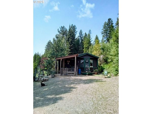 605 SUMPTER VALLEY HWY, Sumpter, OR 97877