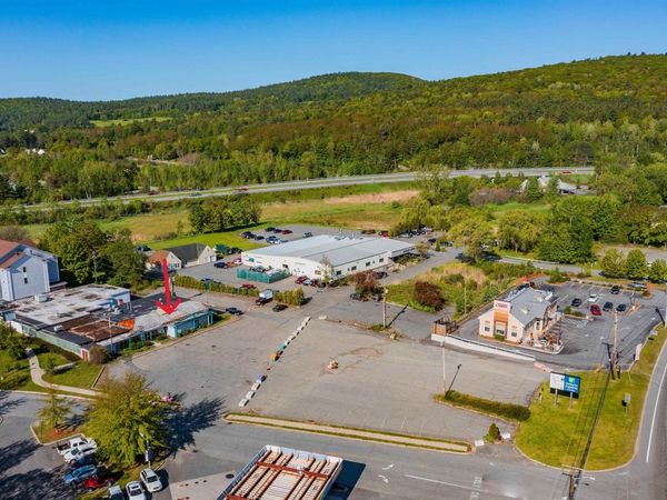 340 North Hartland Road, Hartford, VT 05001