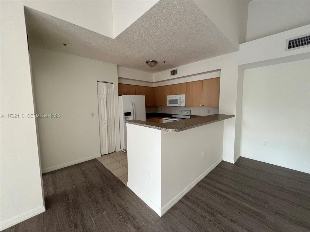 2360 E Preserve Way, Unit 305, Miramar, FL 33025 Photo