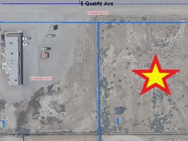 811 E Quartz Avenue, Las Vegas, NV 89107