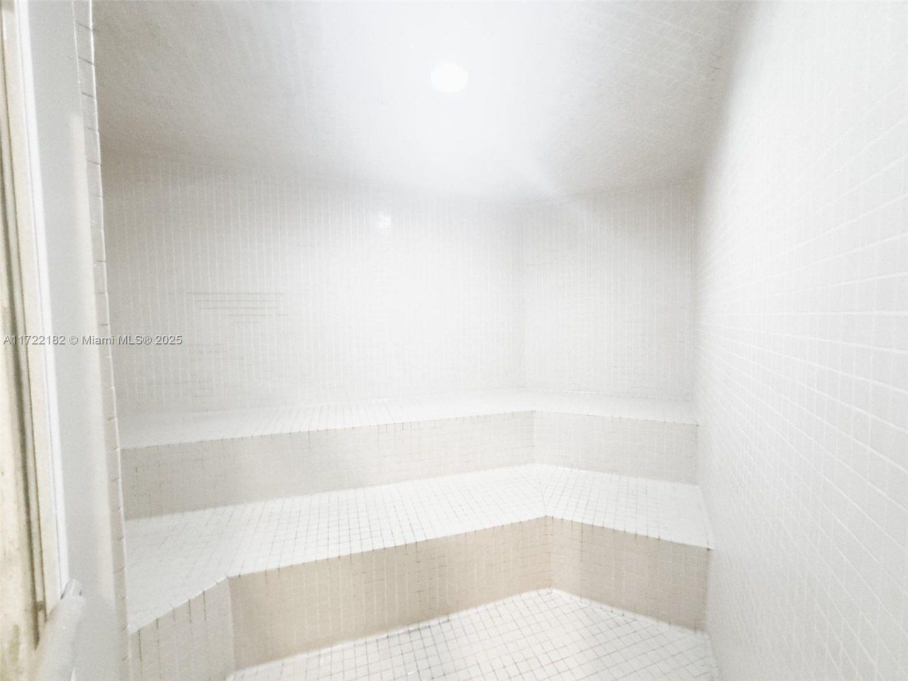 6365 Collins Ave, Unit 1506, Miami Beach, FL 33141 Photo