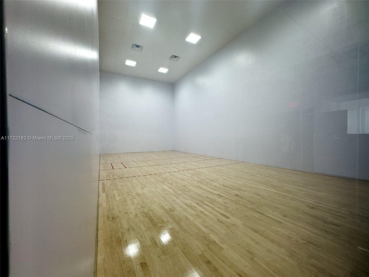 6365 Collins Ave, Unit 1506, Miami Beach, FL 33141 Photo