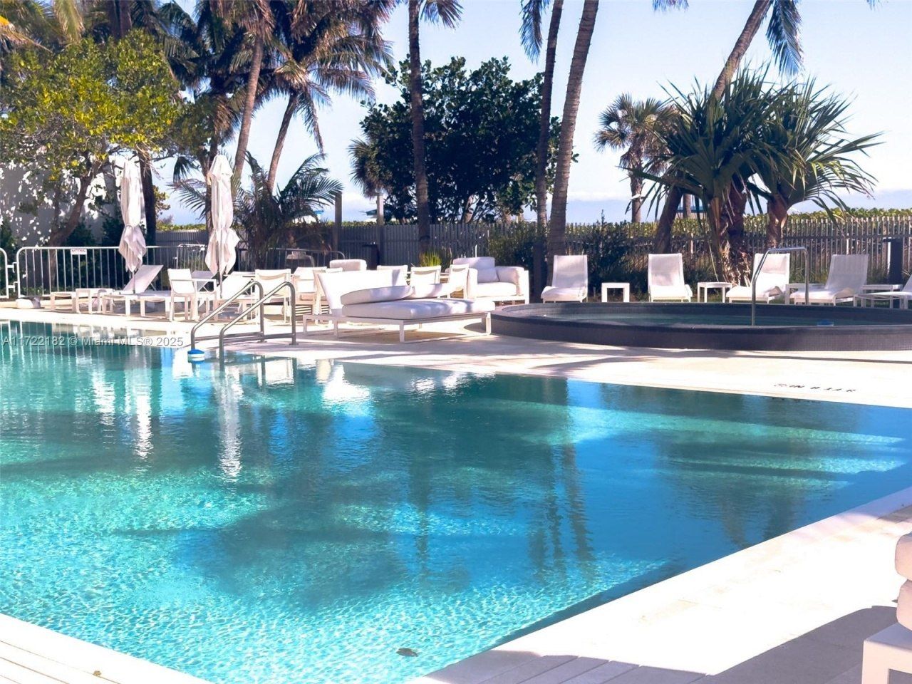 6365 Collins Ave, Unit 1506, Miami Beach, FL 33141 Photo