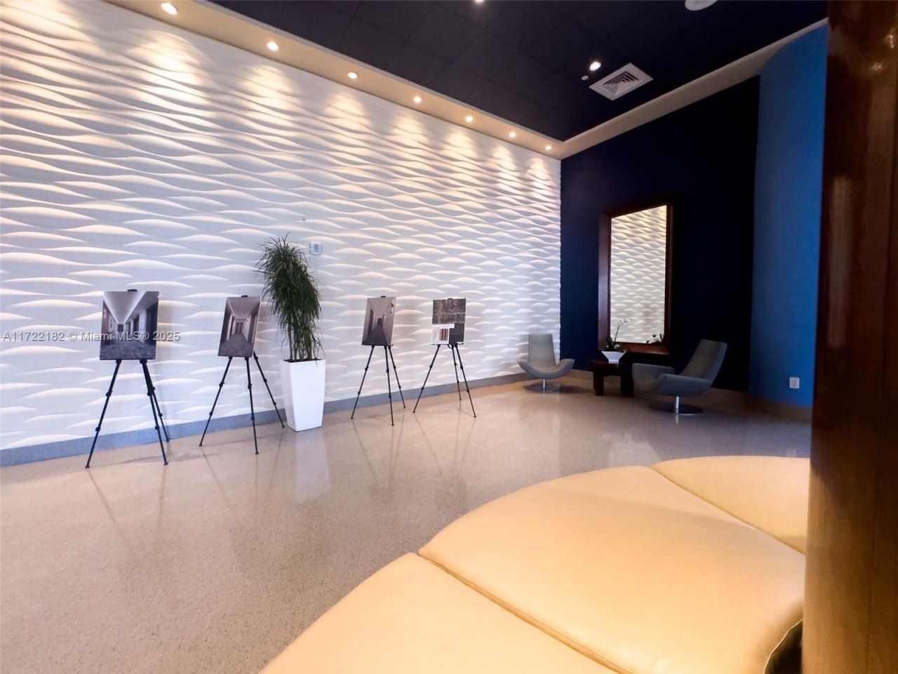 6365 Collins Ave, Unit 1506, Miami Beach, FL 33141 Photo