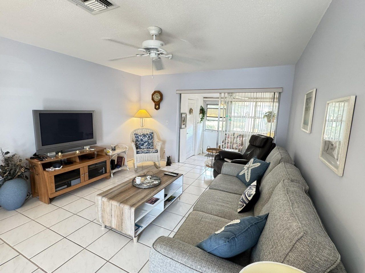 2822 Crosley Drive W, Unit E, West Palm Beach, FL 33415 Photo