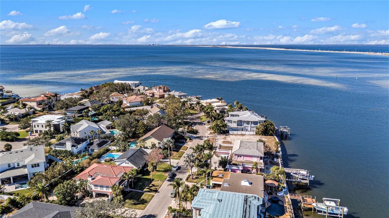 5123 W Neptune Way, Tampa, FL 33609 Photo