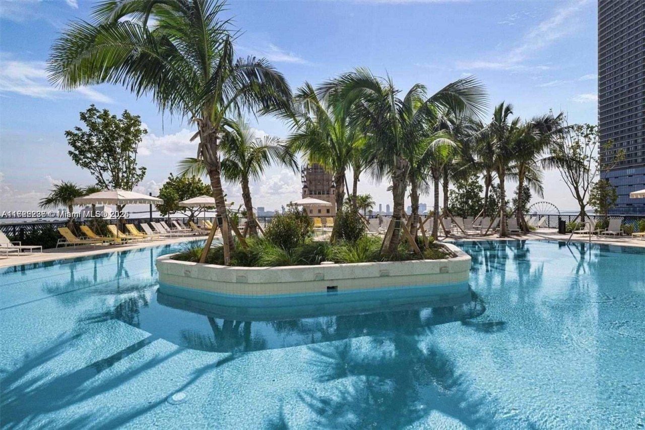 159 NE 6, Unit 3913, Miami, FL 33132 Photo