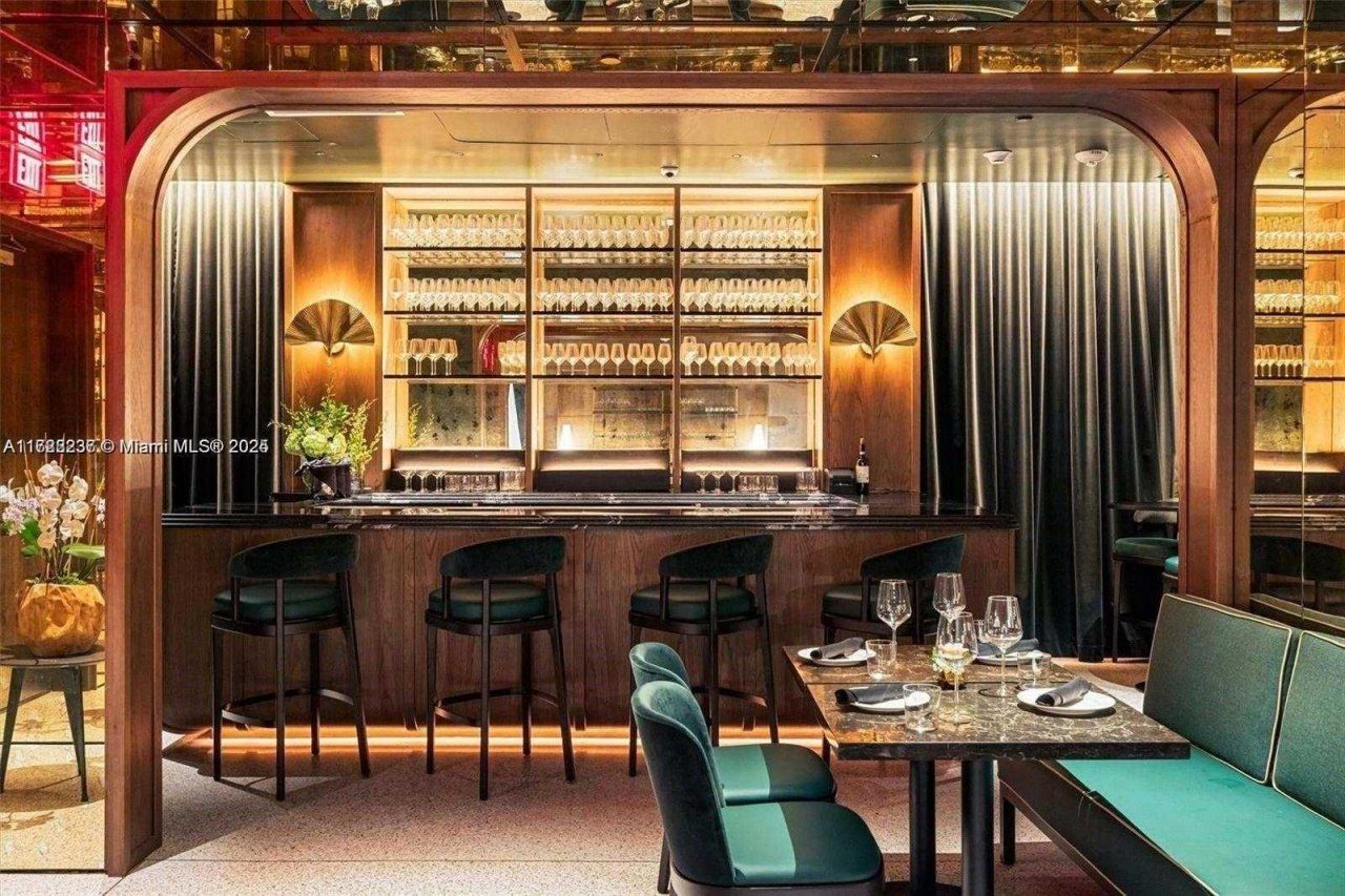 159 NE 6, Unit 3913, Miami, FL 33132 Photo