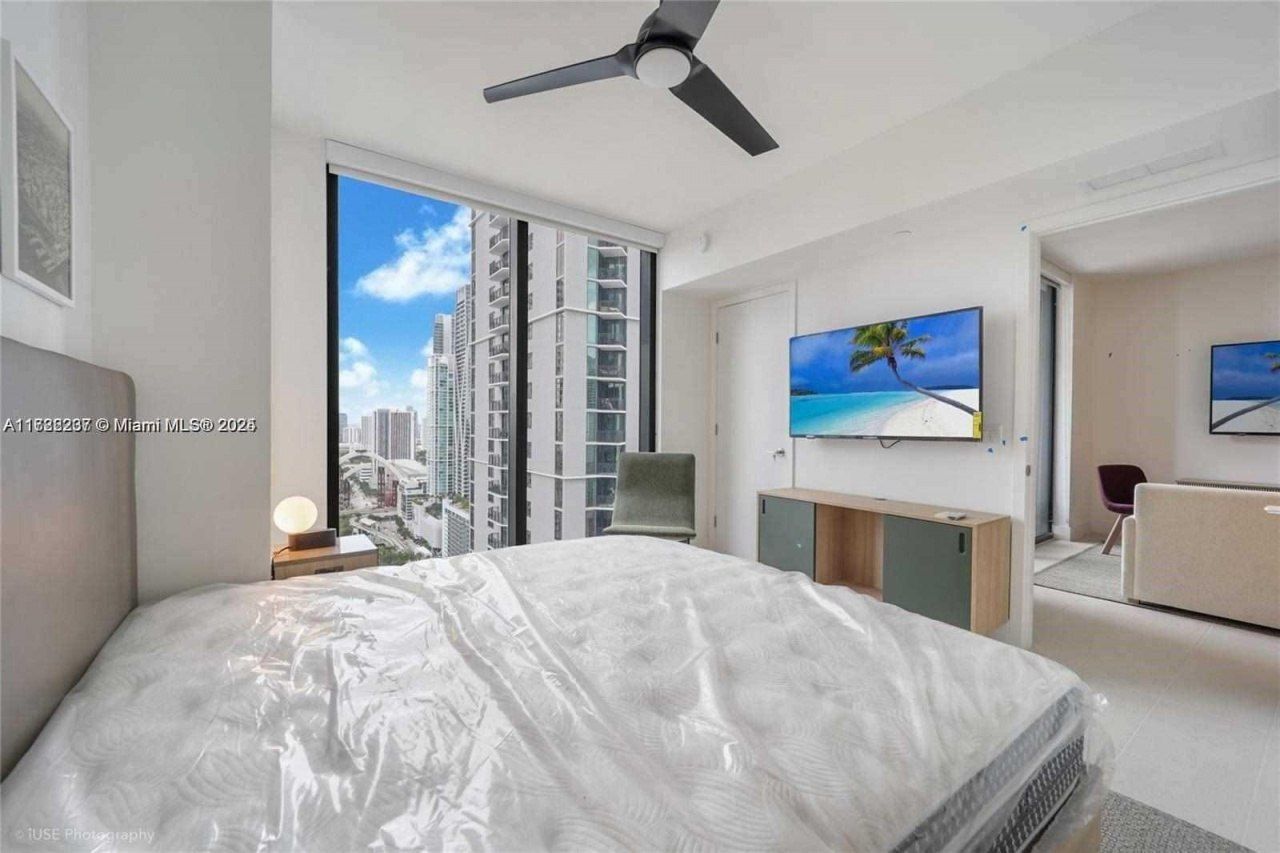 159 NE 6, Unit 3913, Miami, FL 33132 Photo