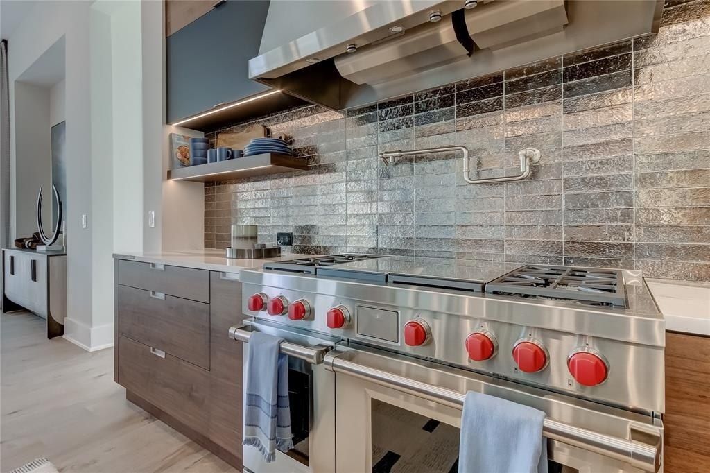 9586 Troutwater Lane, Tampa, FL 33618 Photo