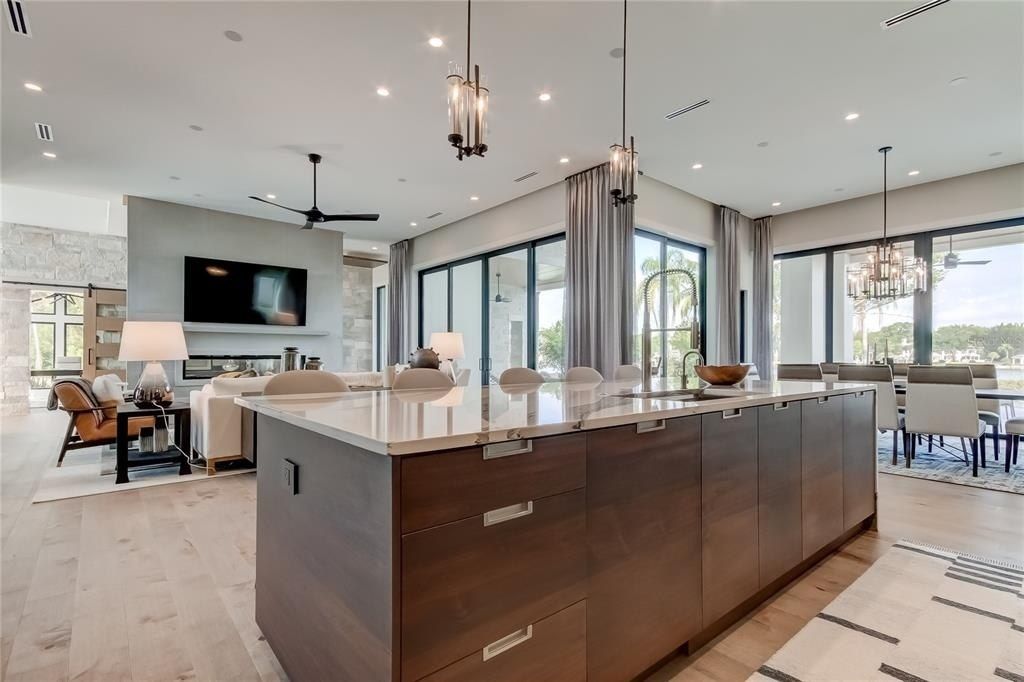 9586 Troutwater Lane, Tampa, FL 33618 Photo