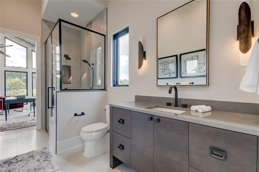 9586 Troutwater Lane, Tampa, FL 33618 Photo