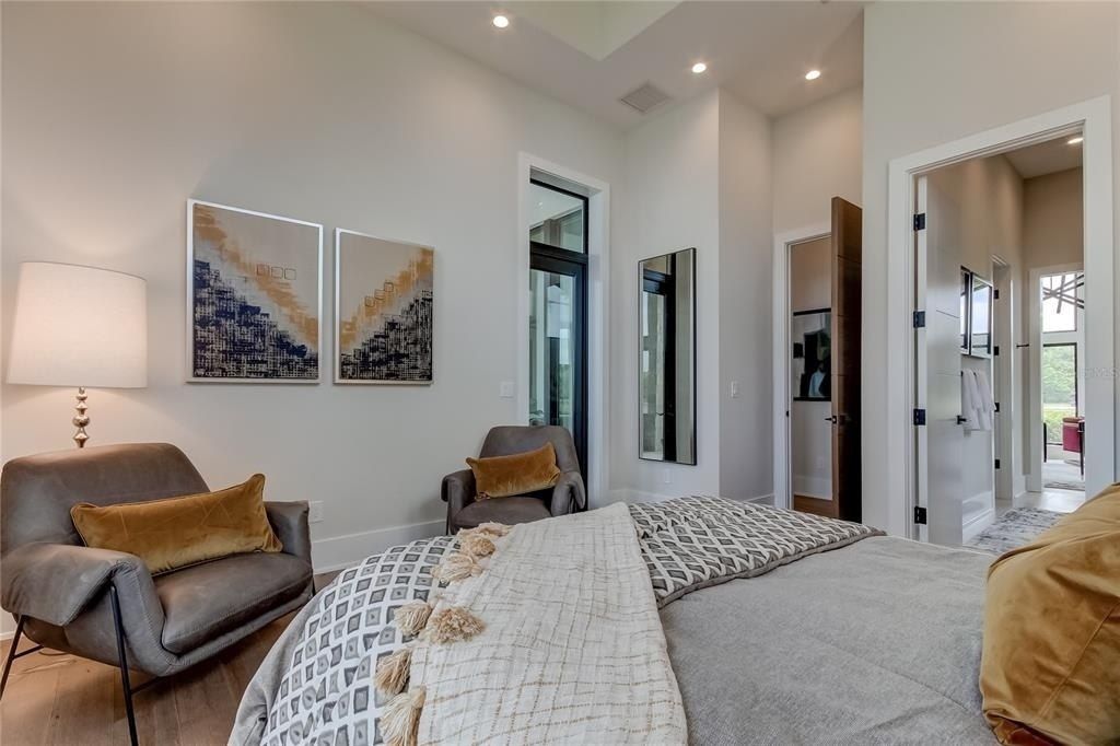 9586 Troutwater Lane, Tampa, FL 33618 Photo