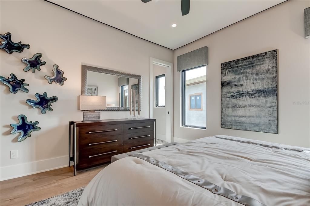 9586 Troutwater Lane, Tampa, FL 33618 Photo