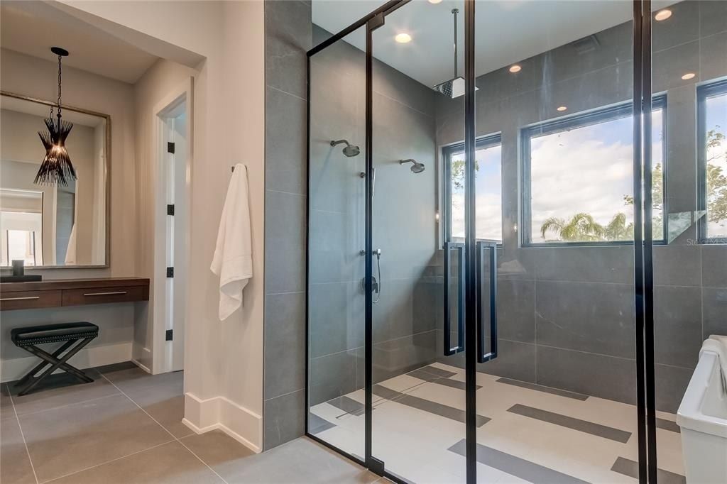 9586 Troutwater Lane, Tampa, FL 33618 Photo