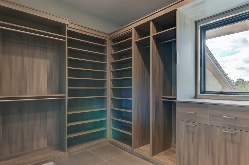 9586 Troutwater Lane, Tampa, FL 33618 Photo