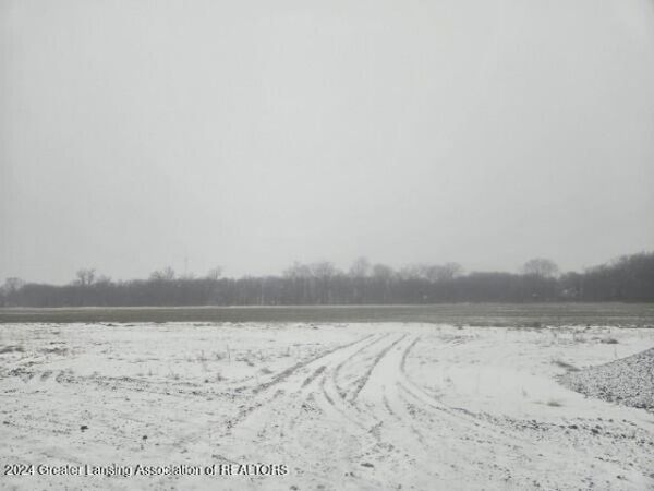 3180 S Bus 127, St. Johns, MI 48879