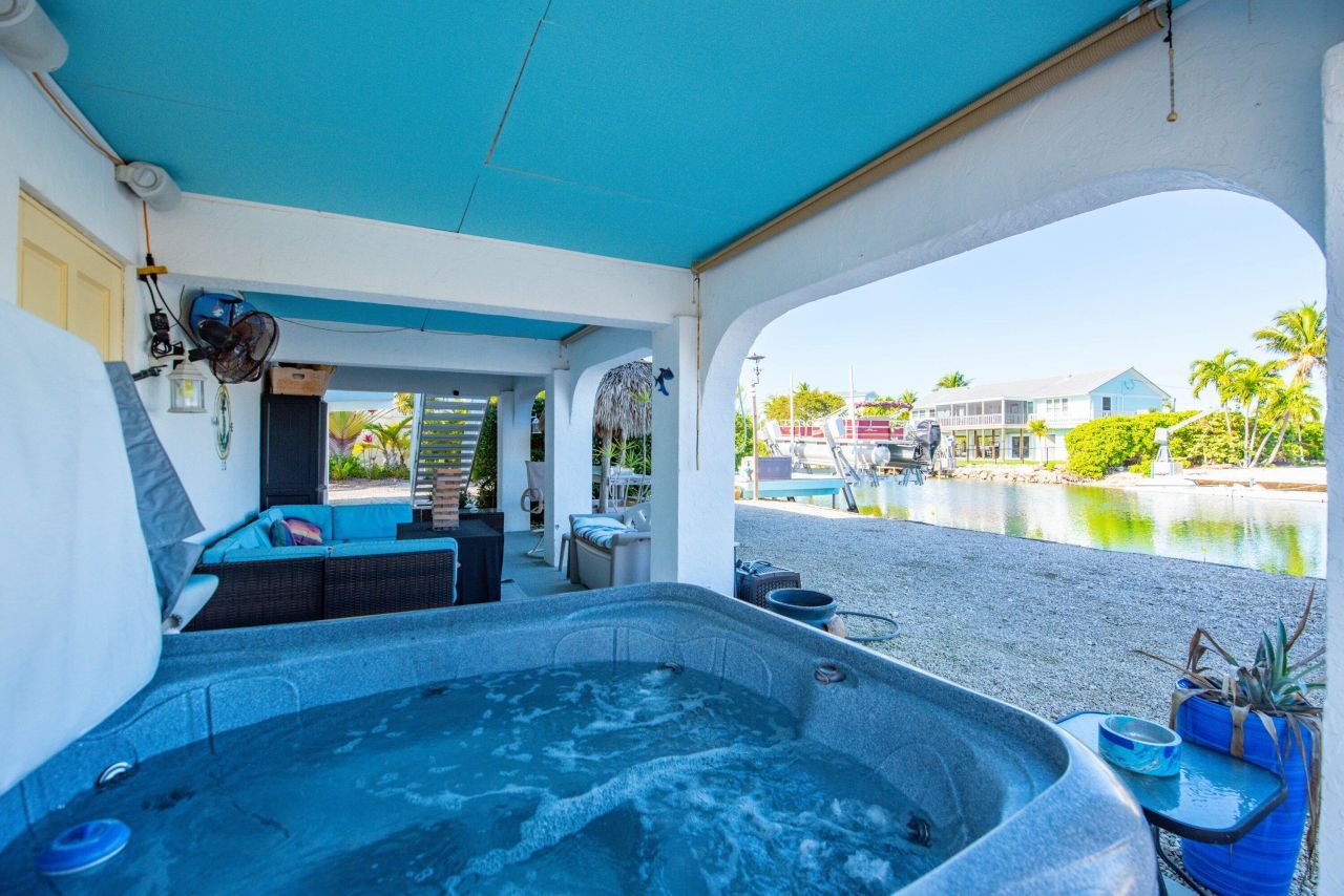 43 Venetian Way, Sugarloaf, FL 33042 Photo