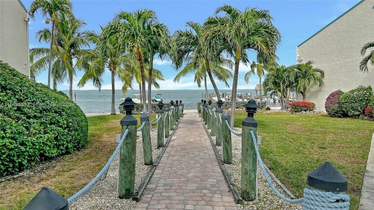 87200 Overseas Highway, Unit V9, Islamorada, FL 33036 Photo