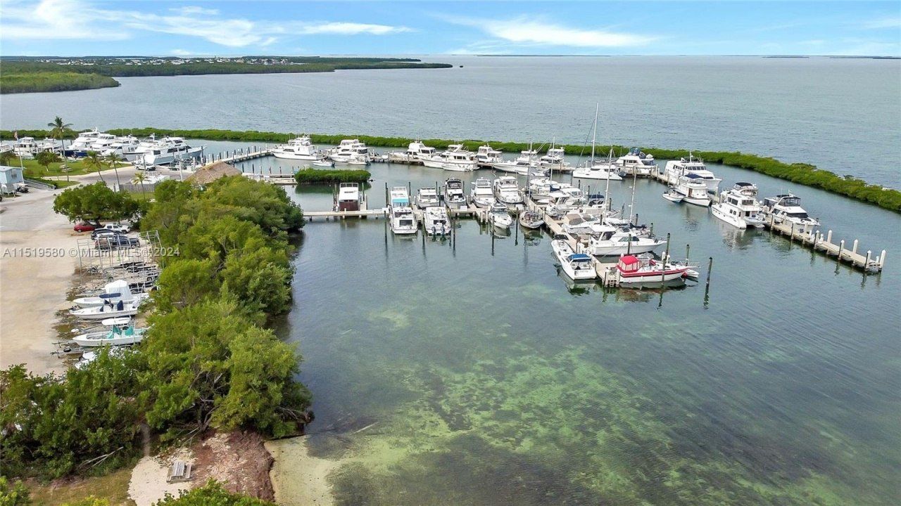 87200 Overseas Highway, Unit V9, Islamorada, FL 33036 Photo