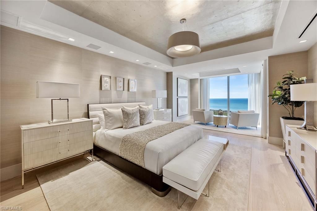 6897 Grenadier Blvd, Unit PH-3, Naples, FL 34108 Photo