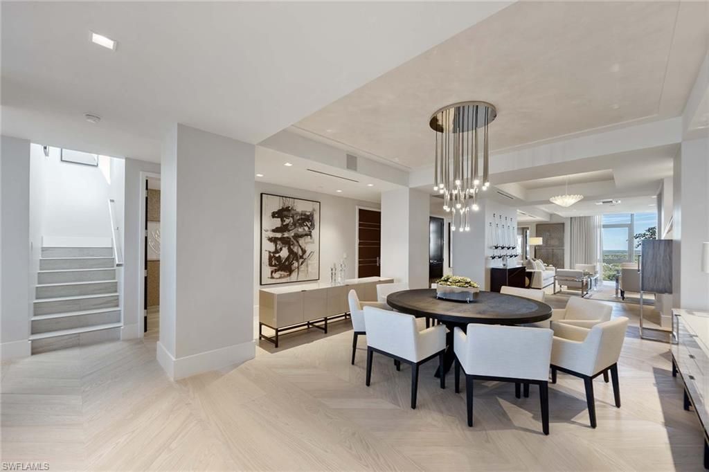 6897 Grenadier Blvd, Unit PH-3, Naples, FL 34108 Photo