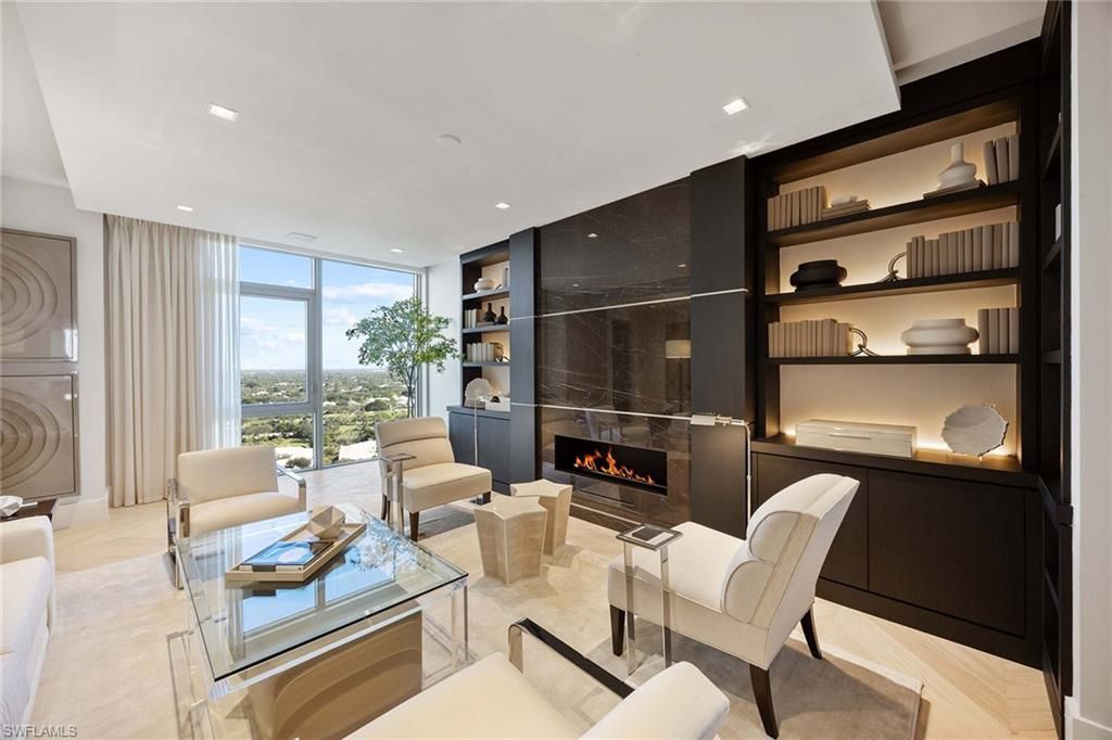 6897 Grenadier Blvd, Unit PH-3, Naples, FL 34108 Photo