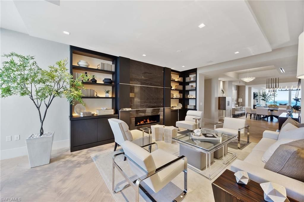 6897 Grenadier Blvd, Unit PH-3, Naples, FL 34108 Photo