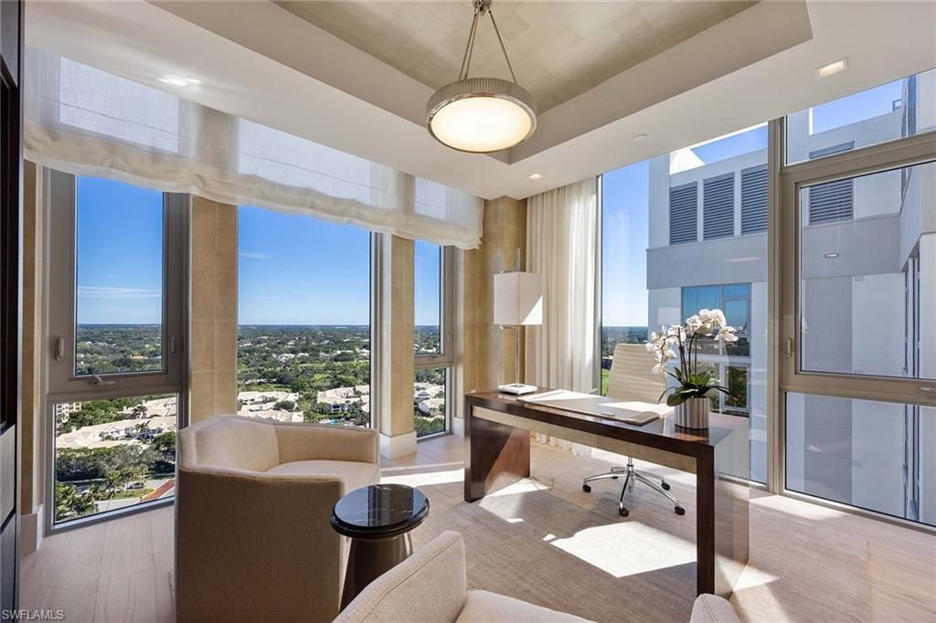 6897 Grenadier Blvd, Unit PH-3, Naples, FL 34108 Photo