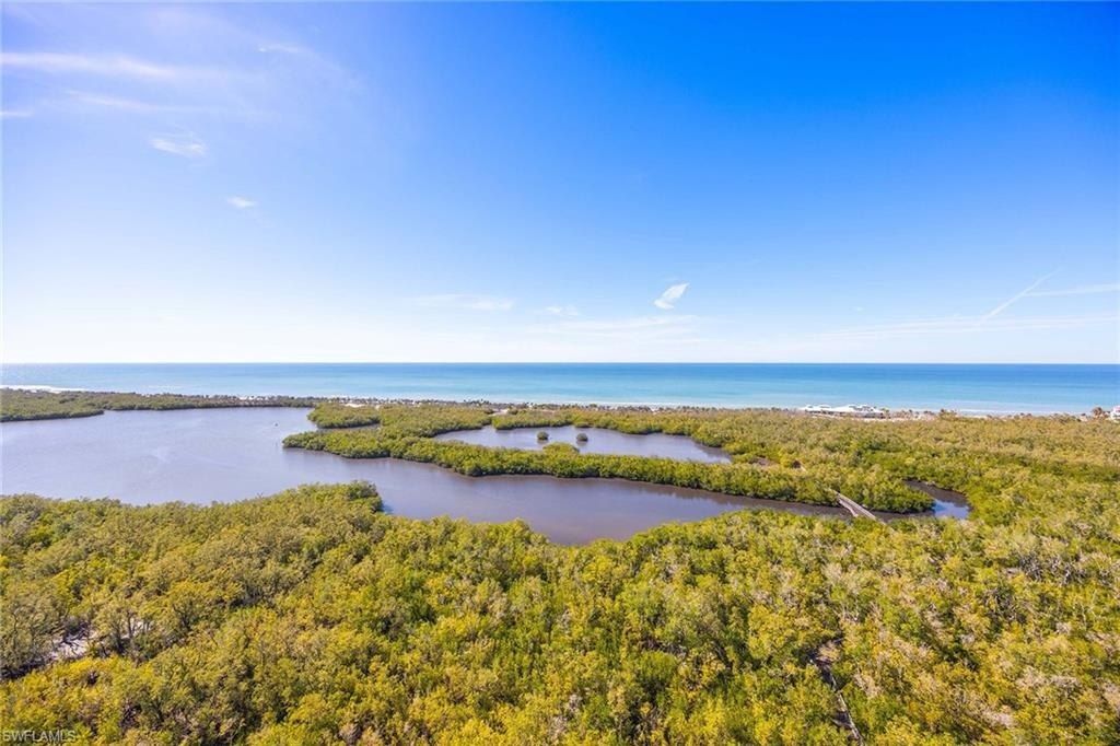 6897 Grenadier Blvd, Unit PH-3, Naples, FL 34108 Photo