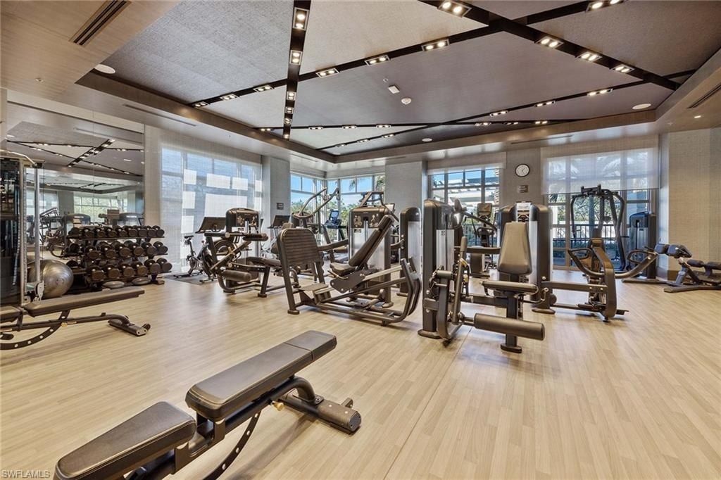 6897 Grenadier Blvd, Unit PH-3, Naples, FL 34108 Photo