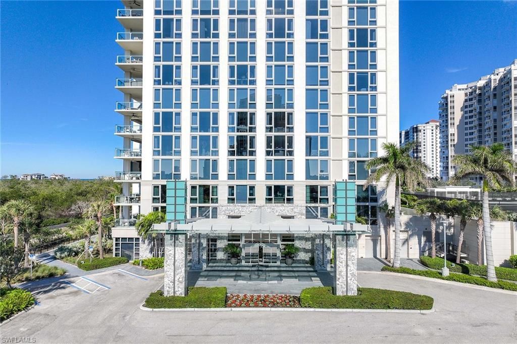 6897 Grenadier Blvd, Unit PH-3, Naples, FL 34108 Photo