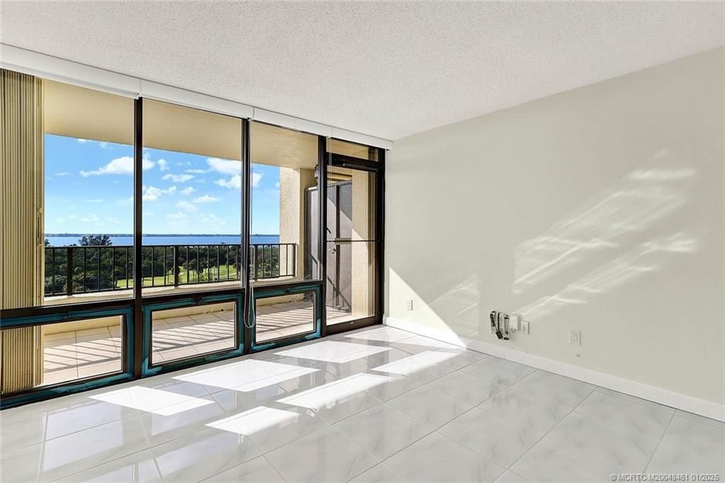 8750 S Ocean Drive, Unit 832, Jensen Beach, FL 34957 Photo