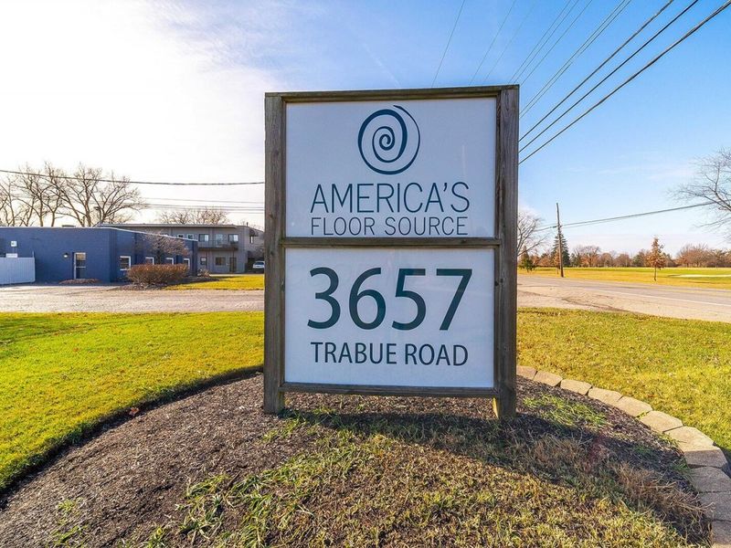 3657 Trabue Road, Columbus, OH 43228 Photo 10