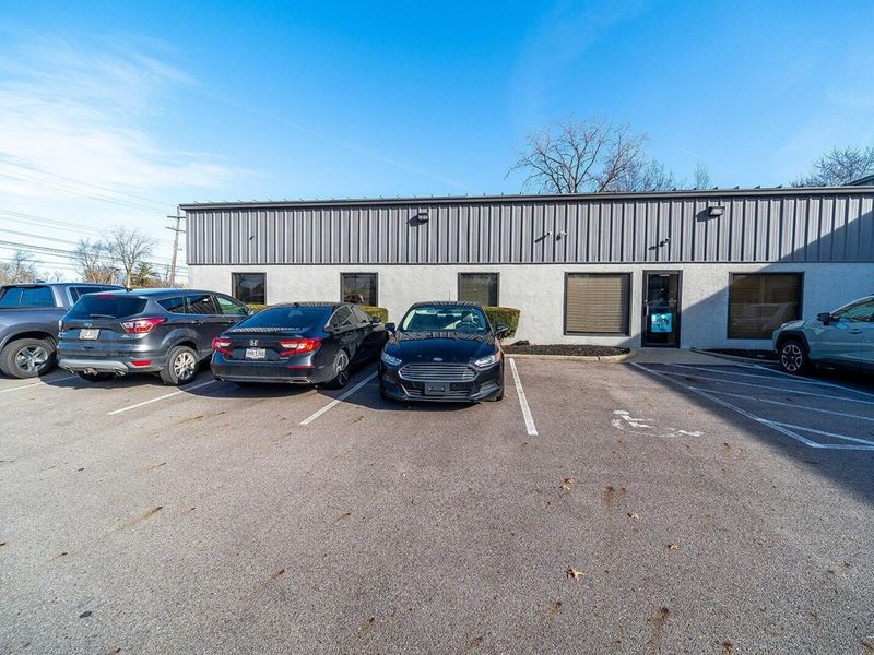 3657 Trabue Road, Columbus, OH 43228 Photo 16