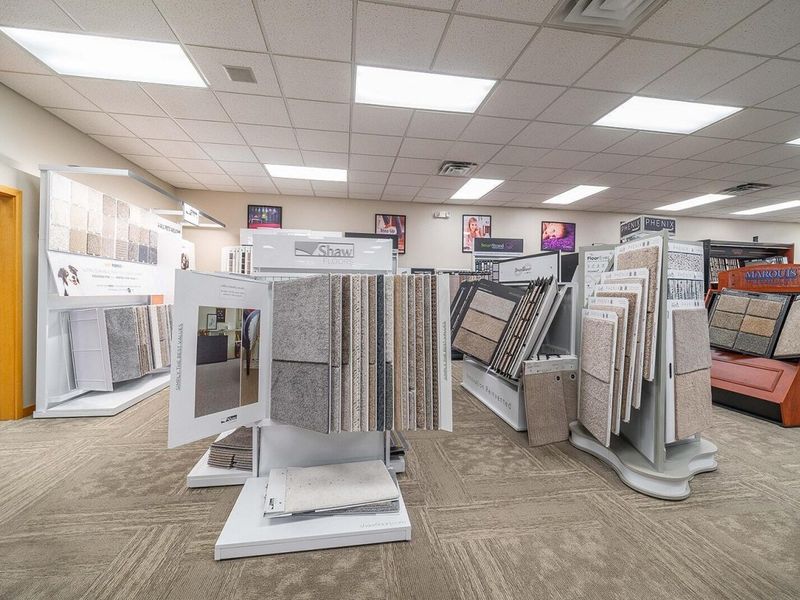 3657 Trabue Road, Columbus, OH 43228 Photo 24