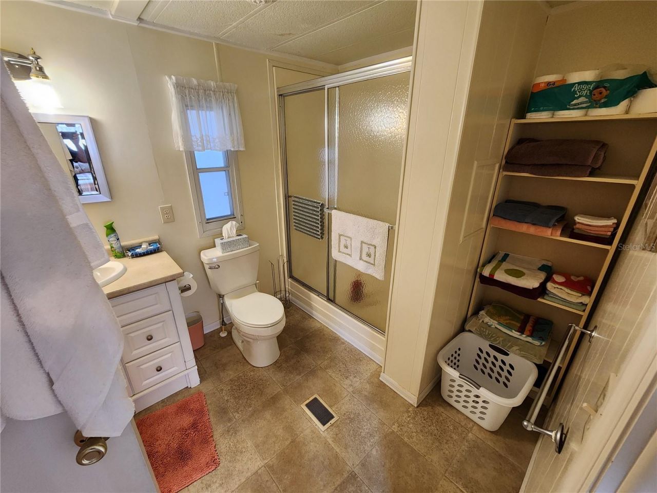 808 53rd Avenue E, Unit 76, Bradenton, FL 34203 Photo