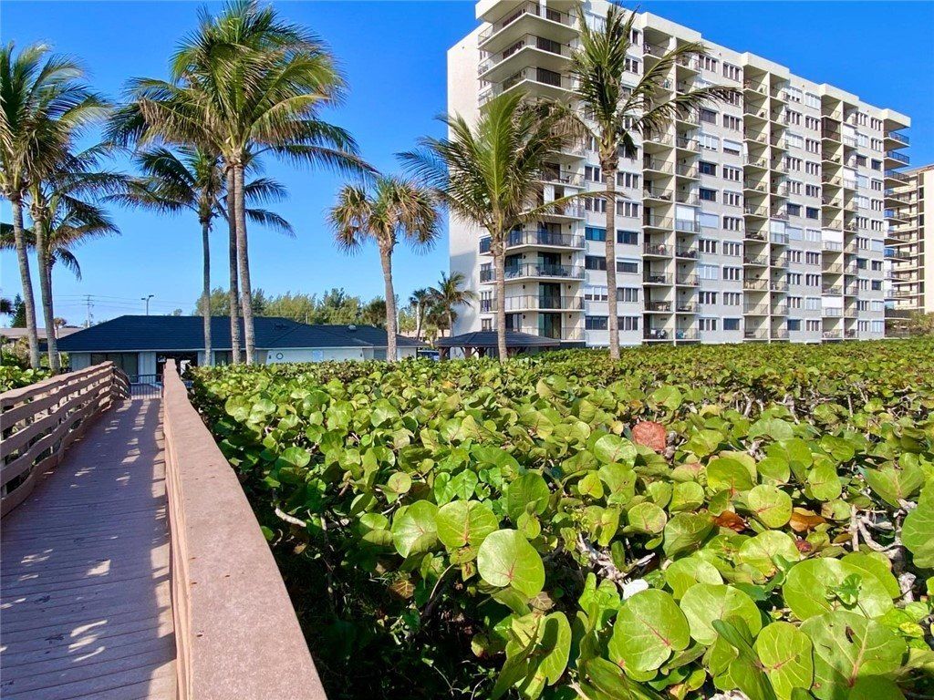 4250 N A1a Highway, Unit 903, Fort Pierce, FL 34949 Photo