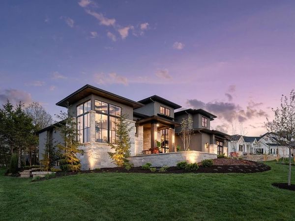 21359 W 93rd Court, Lenexa, KS 66220